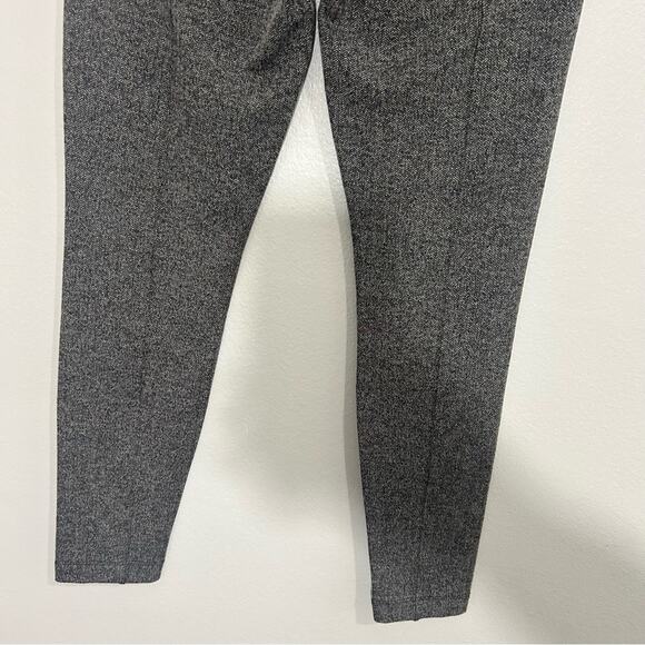 Athleta Delancey Herringbone Tight Abalone
Grey Travel #487663 Size Medium - Picture 9 of 11